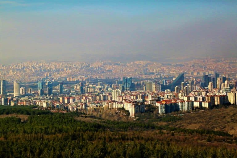 Kiracılar Fahiş Kira Artışı Yapan Ev Sahiplerine İsyan Ediyor