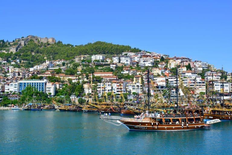 Ruslar, Alanya Pansiyonculuk Sektörü İçerisinde Boy Gösteriyor